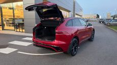 Jaguar F-Pace 2.0 D200 R-Dynamic SE Black 5dr Auto AWD Diesel Estate